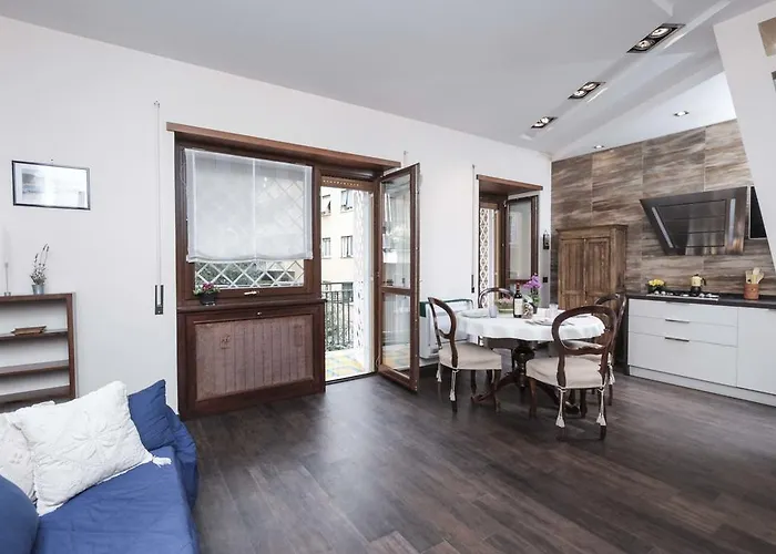 Monteverde 2bdr Family Roma